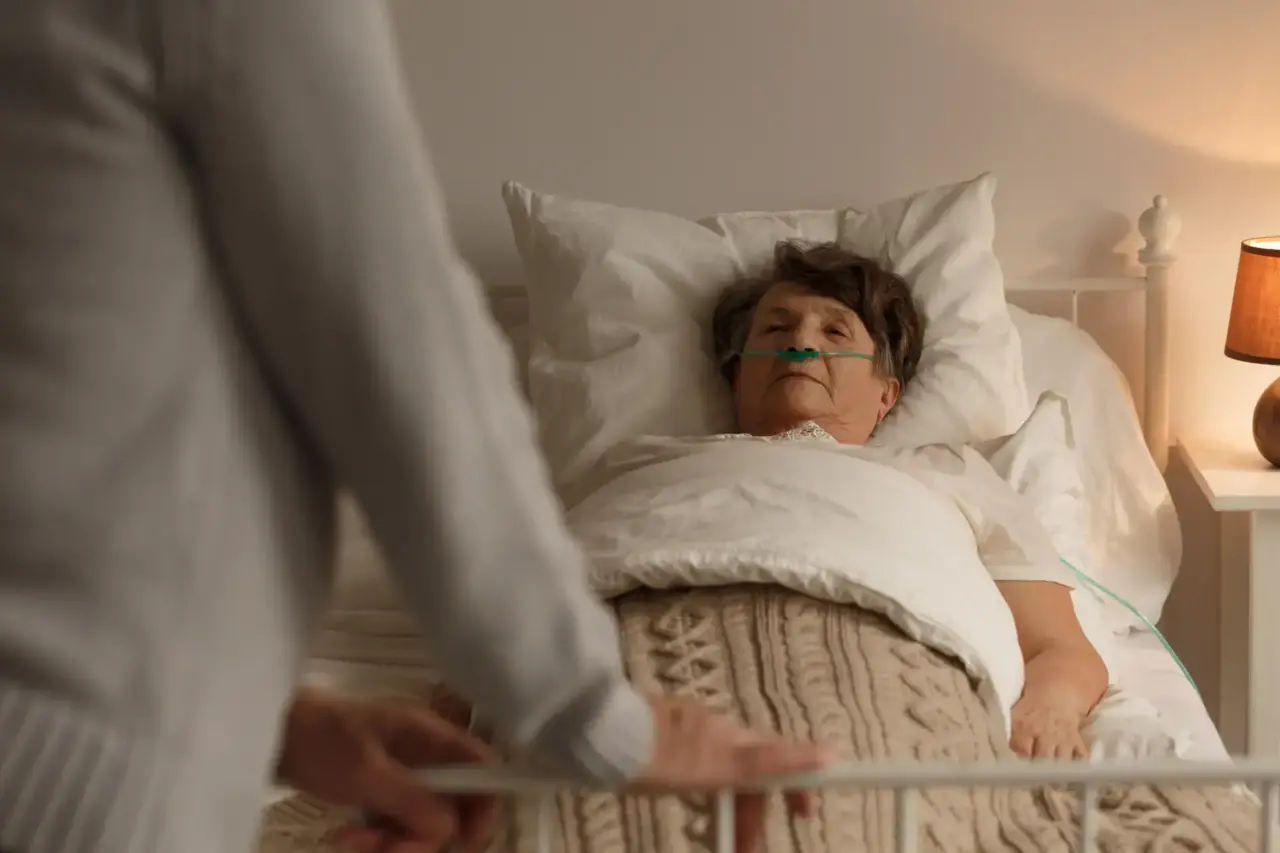 Dying woman with loving husband 2024 10 18 09 35 51 utc